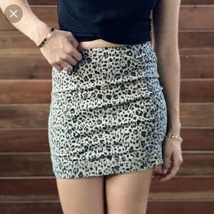 Jolt Black Cheetah Mini Skirt with Zipper